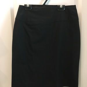 Banana Republic Black a-line skirt 4P